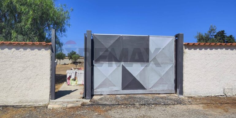 20251001105510-988863-1