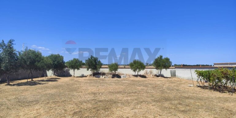 20251001105540-988863-10