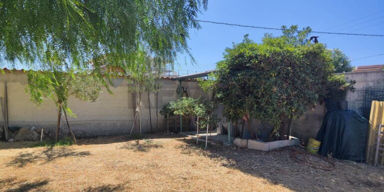 20251001105551-988863-14