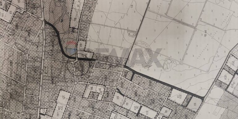 20251001105603-988863-17