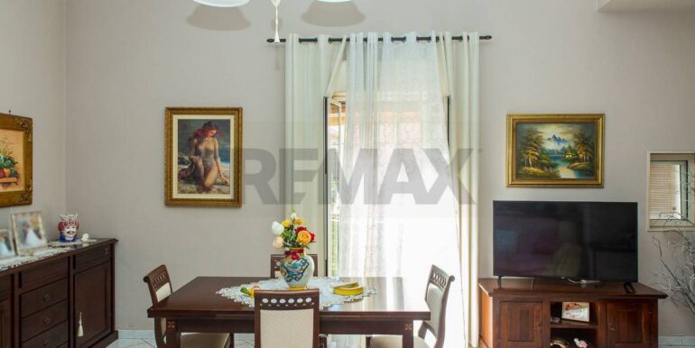 20251001111506-990816-13