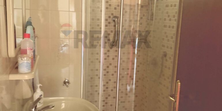 20251001190217-991038-4