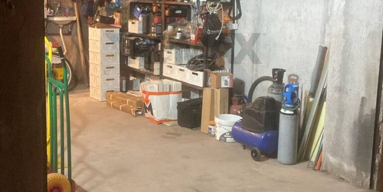 2025100172841-990800-19