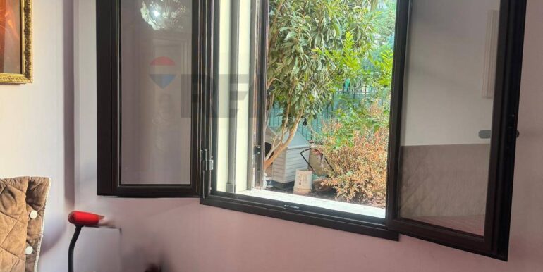 20251002115154-991129-6