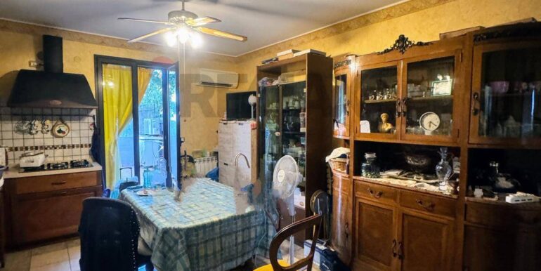 20251002115258-991129-17