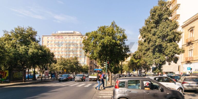 20251002122054-991158-33