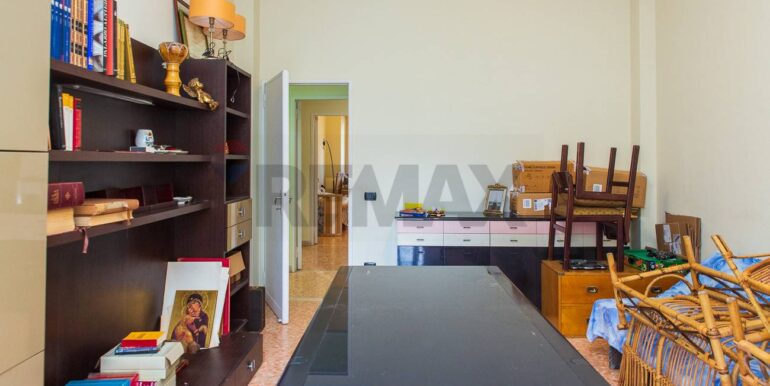 20251002183403-991281-20