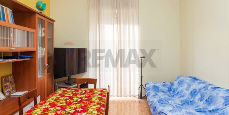 20251002183438-991281-28