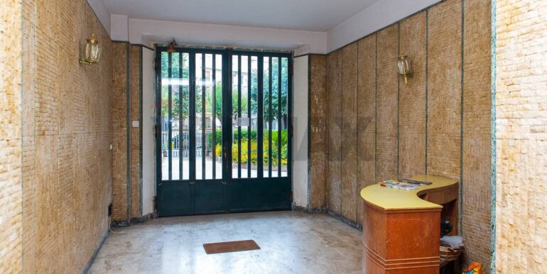 20251002183455-991281-32