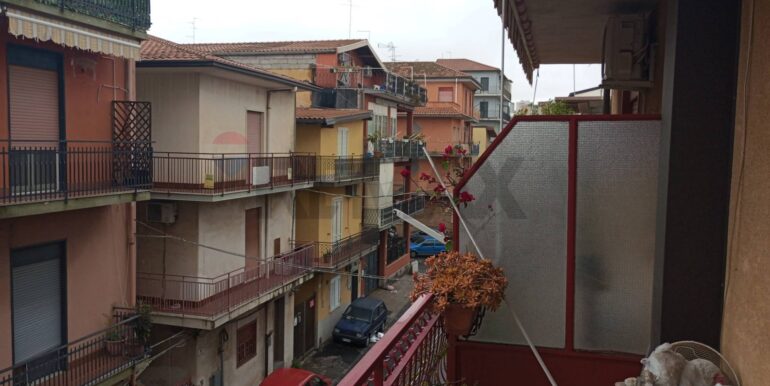 20251002204748-991301-1