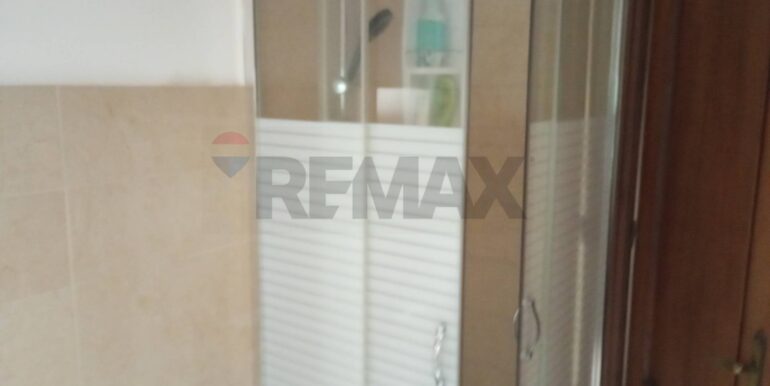 20251002204749-991301-6