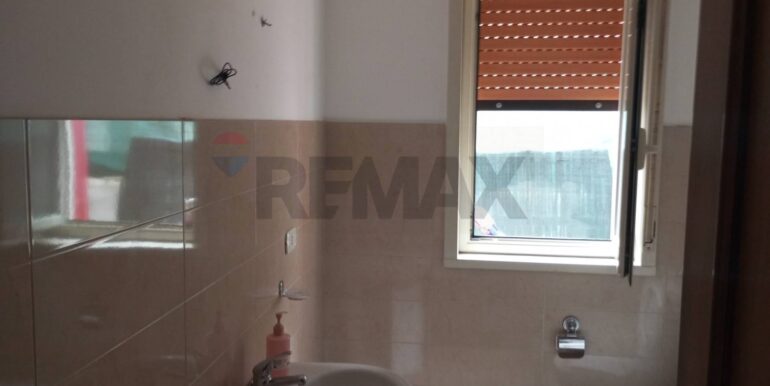 20251002204750-991301-9