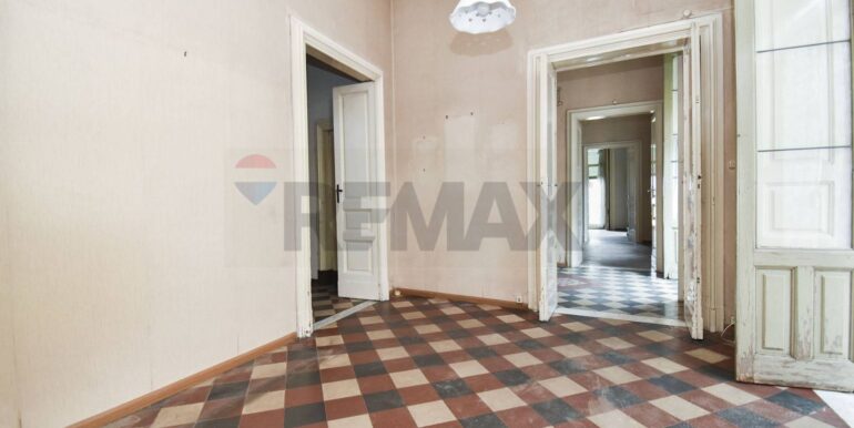 20251002210213-991302-27