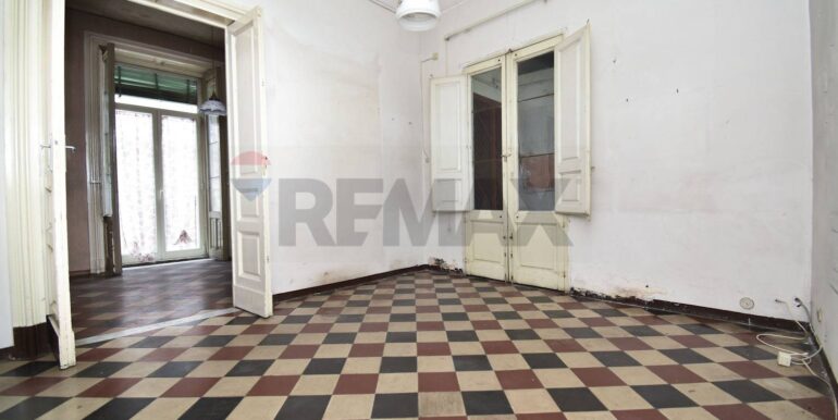 20251002210219-991302-45