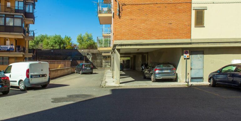 20251003111506-991339-2