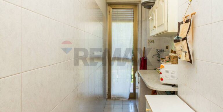 20251003111552-991339-15