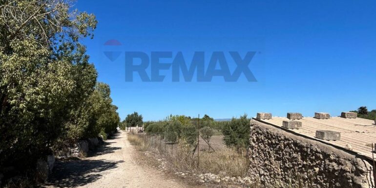 20251003171230-991543-1