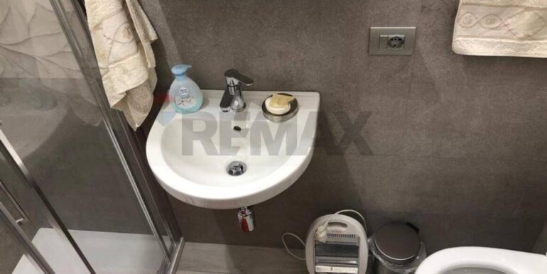 20251003172028-991552-2