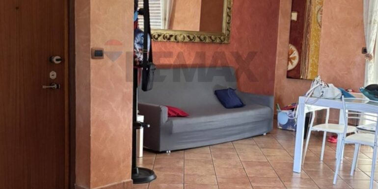 2025100404728-991298-8