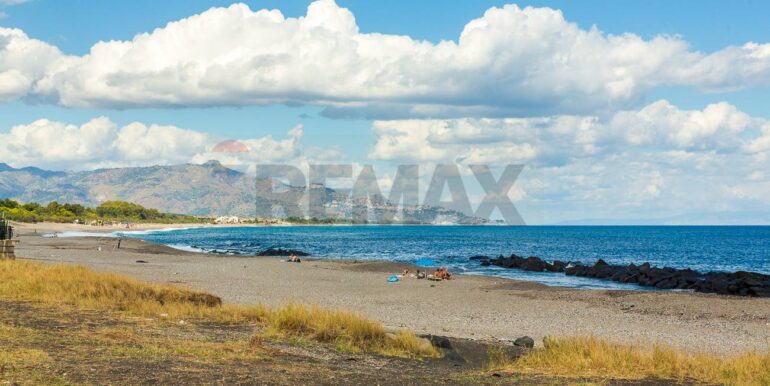 20251004110509-991678-3