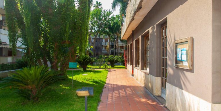 20251004110530-991678-7