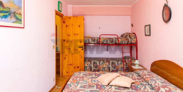 20251004110816-991678-14