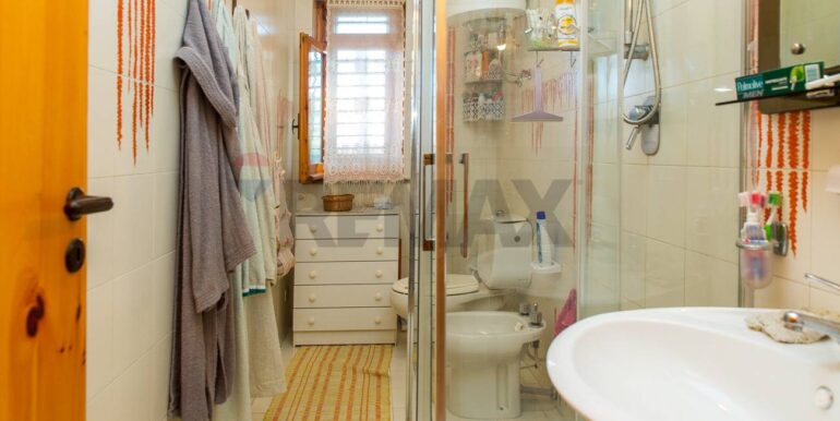 20251004111143-991678-15