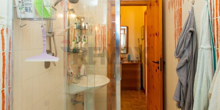 20251004111302-991678-16