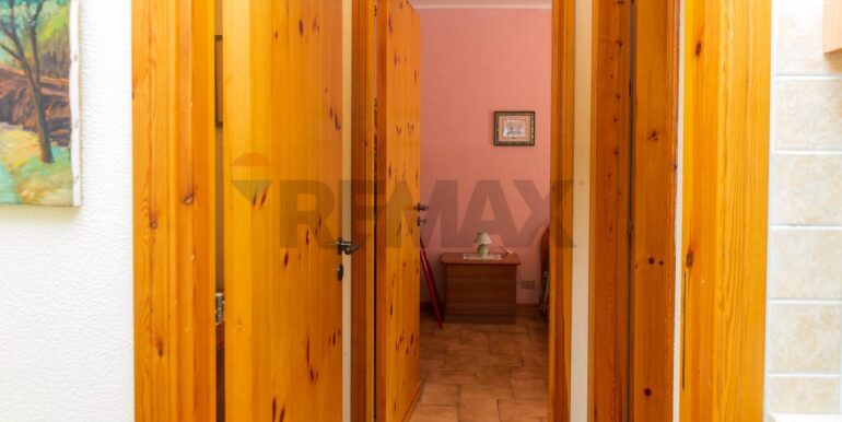 20251004111308-991678-17