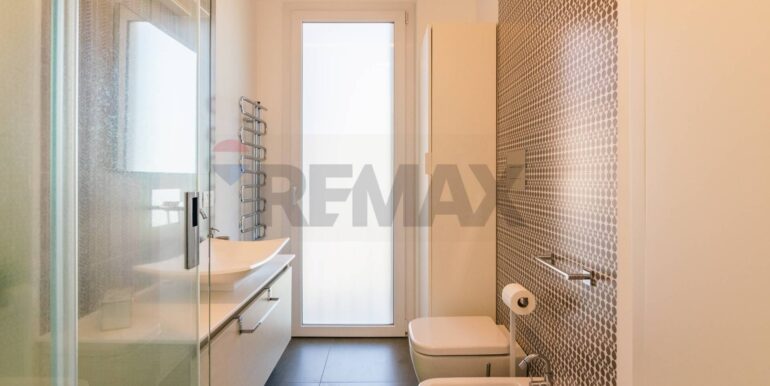 20251004134727-991694-9