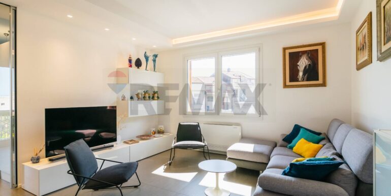 20251004135025-991694-32