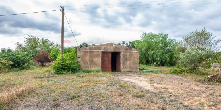 20251006151319-991896-4