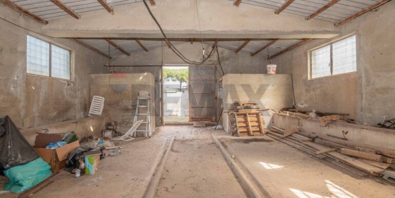 20251006151329-991896-7