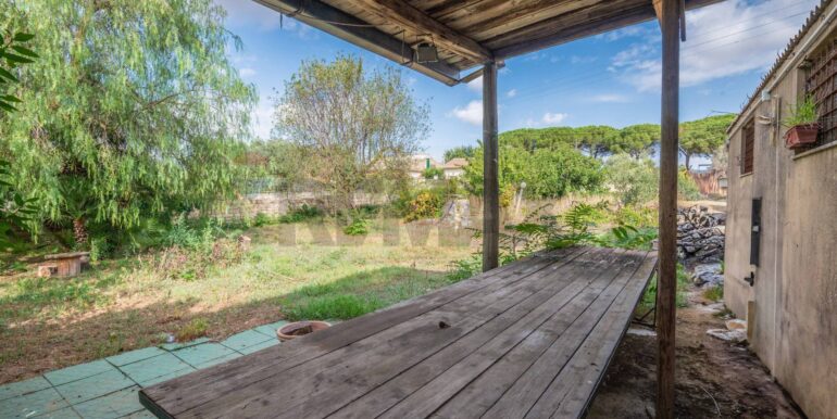 20251006151415-991896-18