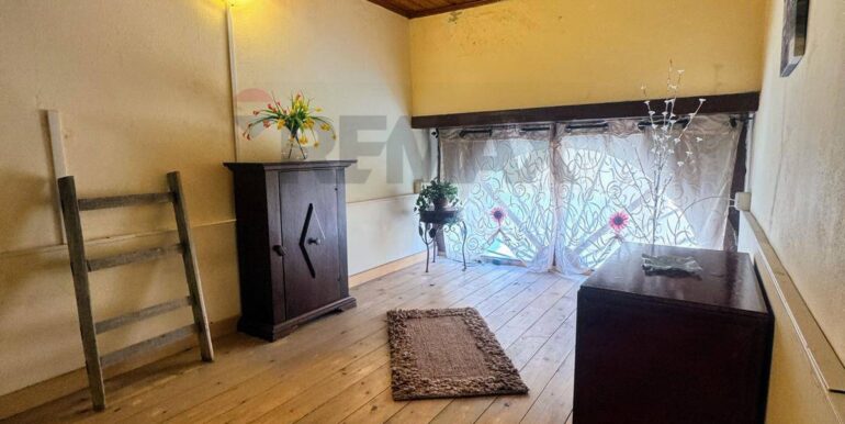 20251006165020-989040-20