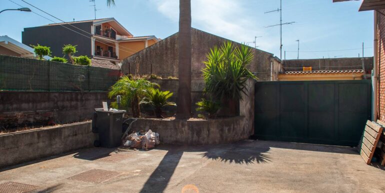 20251006173735-990780-8