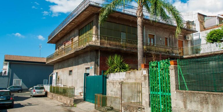 20251006173803-990780-15