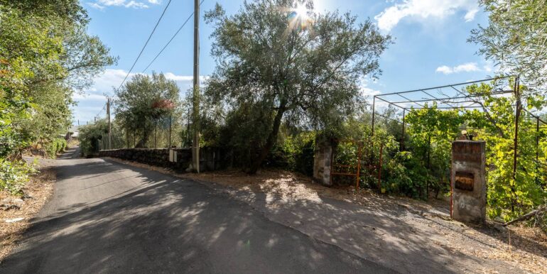 20251006185900-991987-1