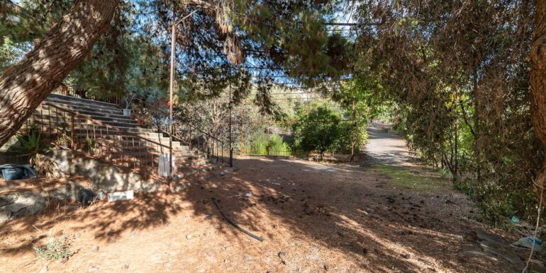 20251006190000-991987-20