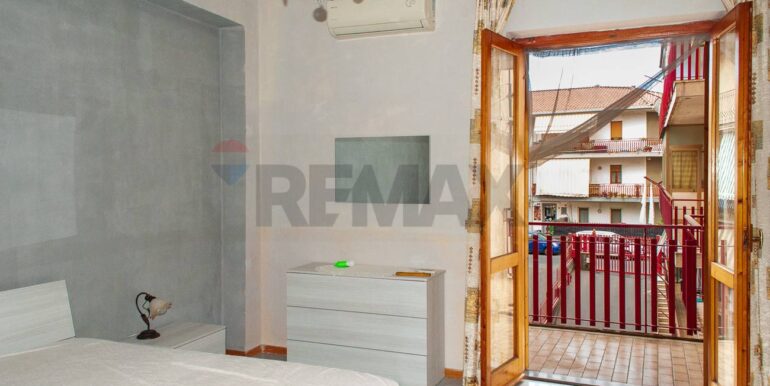 20251006190454-991983-19