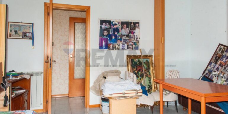 20251006190509-991983-23