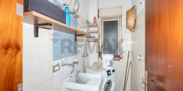 20251006201127-992000-9