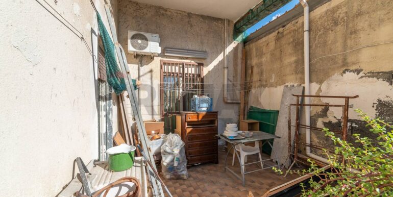 20251006201220-992000-26