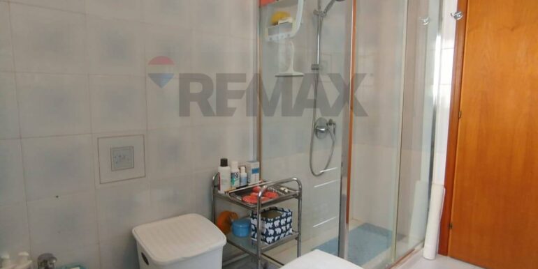 20251007121353-992078-7