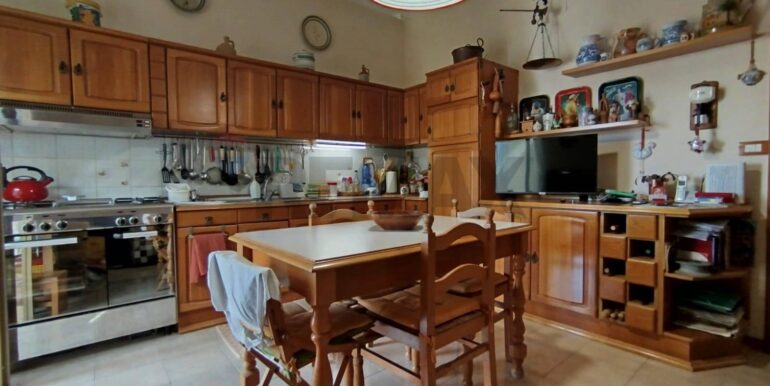 20251007121417-992078-17