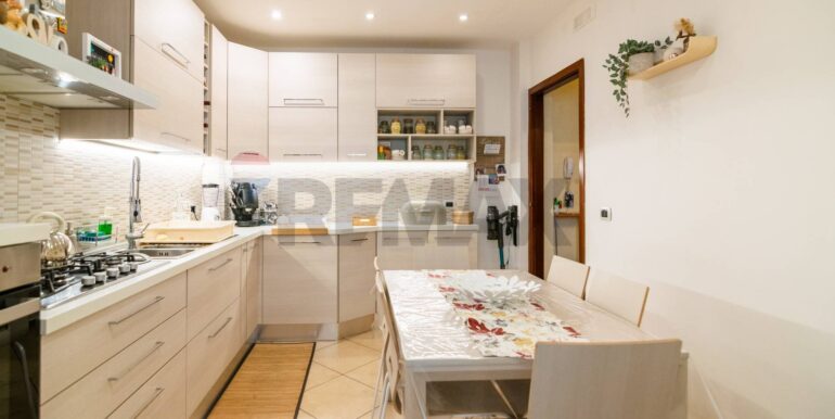 20251007121557-992077-5