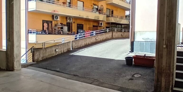 20251007160128-992007-2