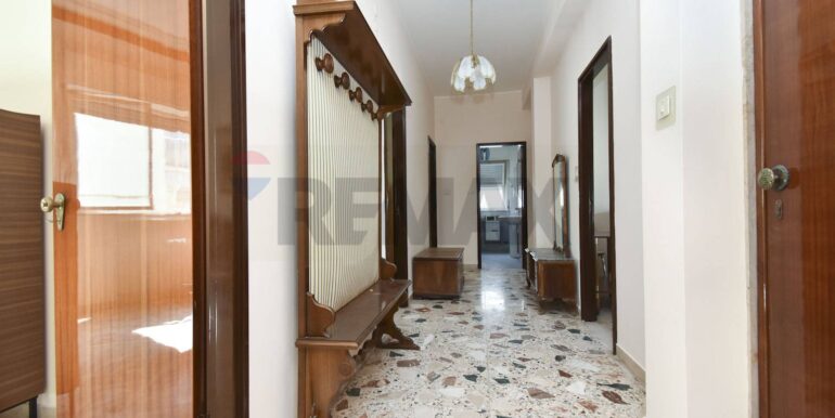 20251007162924-989405-9