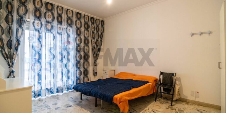 20251008162623-991855-8