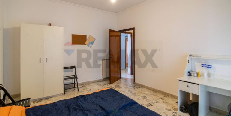 20251008162626-991855-9